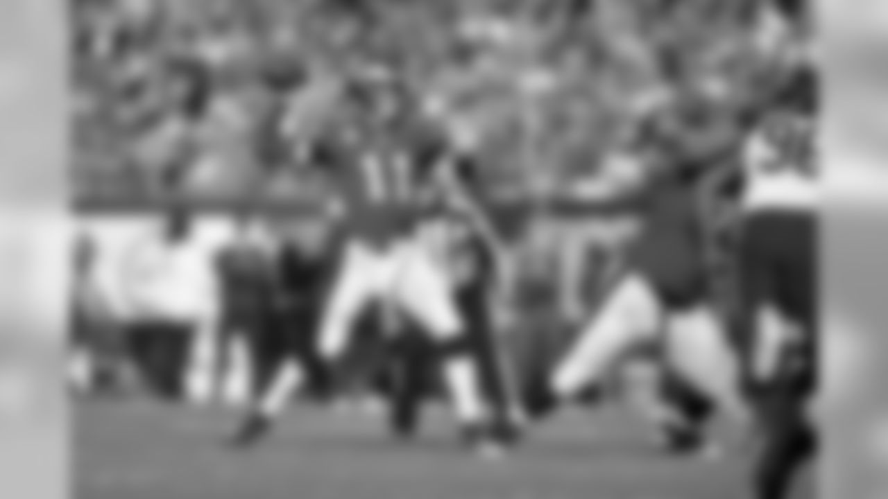 QB Carson Wentz