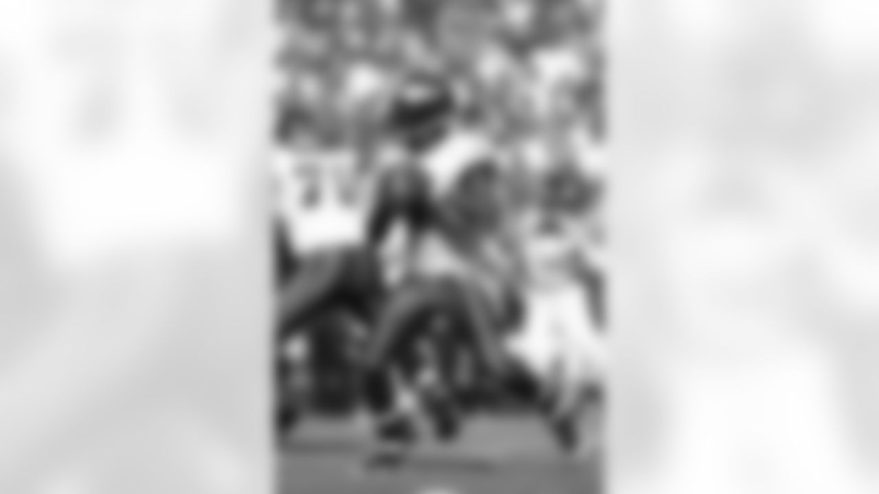 QB Michael Vick