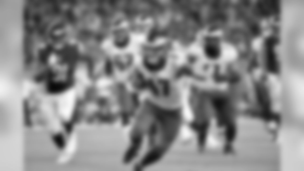 TE Trey Burton