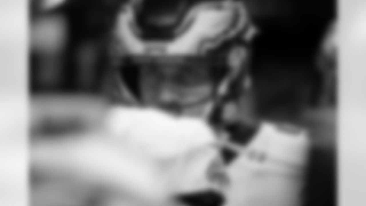 QB Nick Foles
