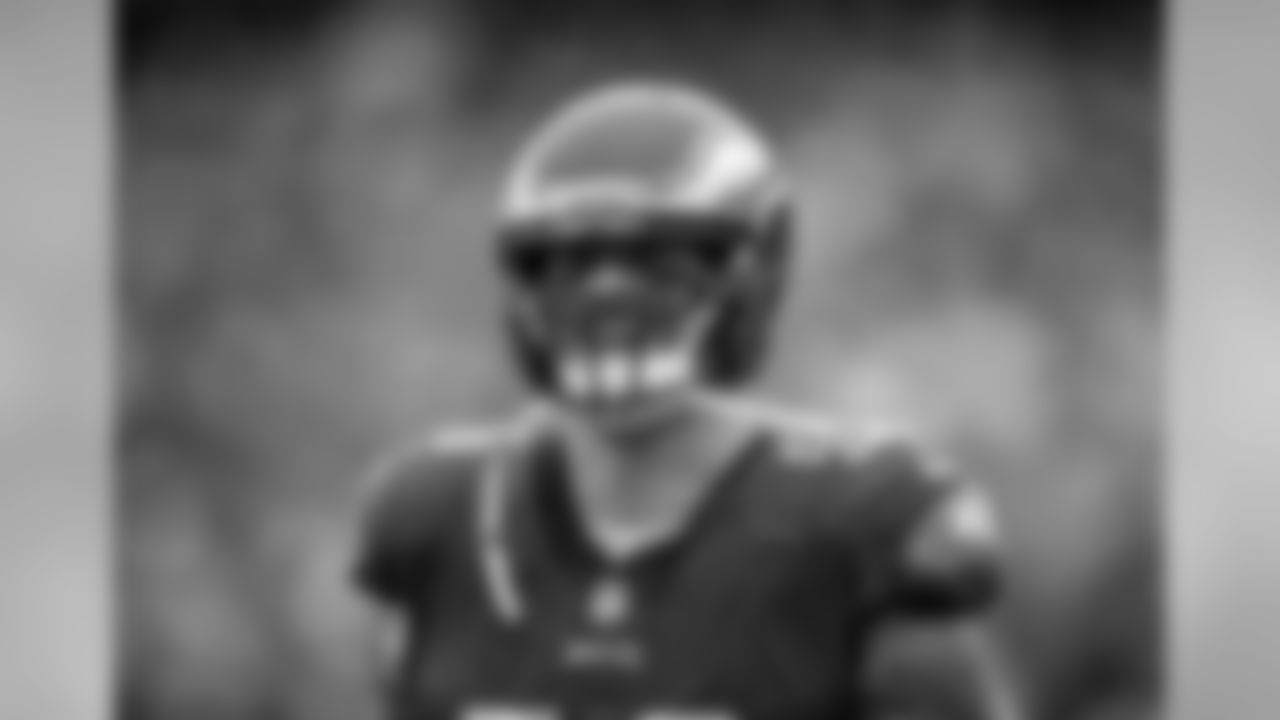DE Chris Long