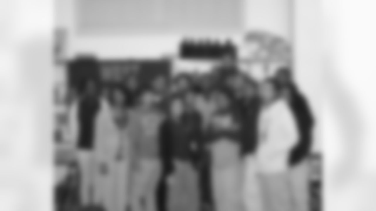 Michael Vick Visits West Philadelphia High School