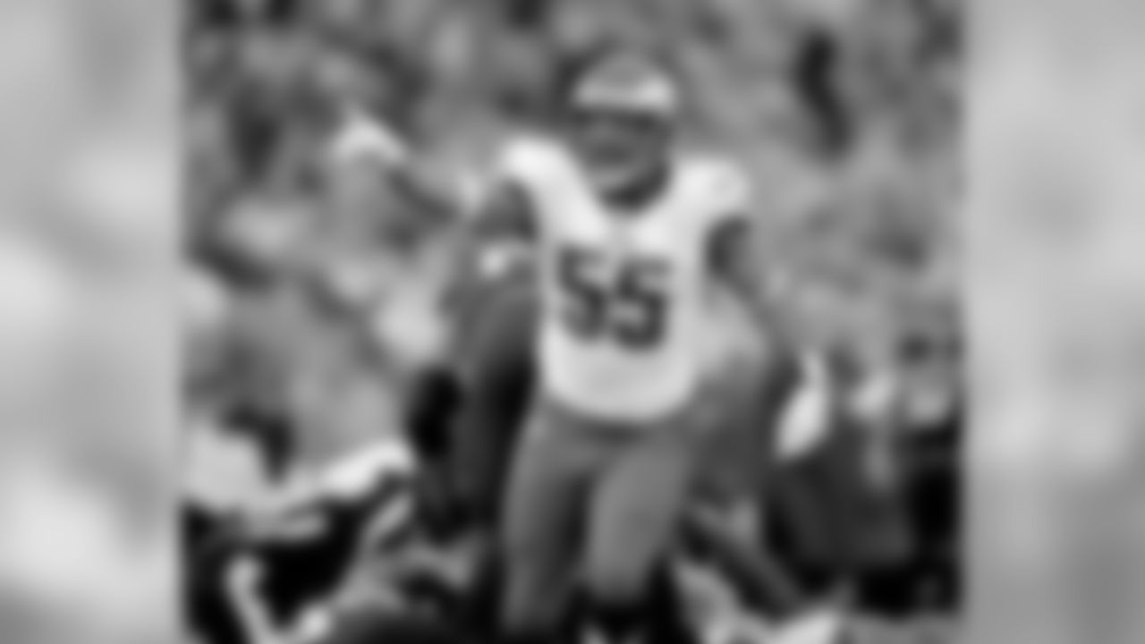 Brandon Graham finished the 2016 season with 64 tackles and 5.5 sacks.