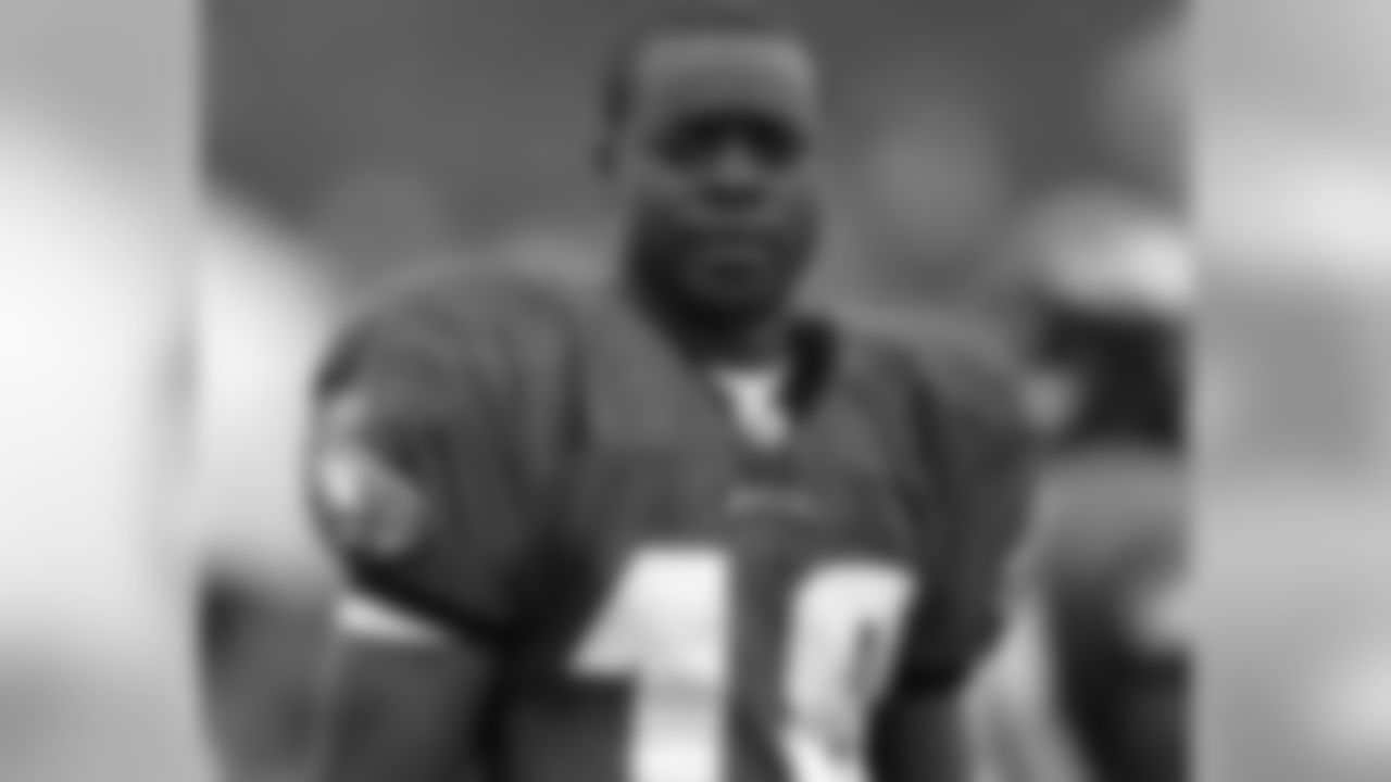 WR Jeremy Maclin looks on