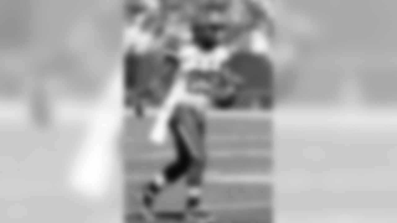 The dynamic 23-year-old running back made his first Pro Bowl following the '11 season.
