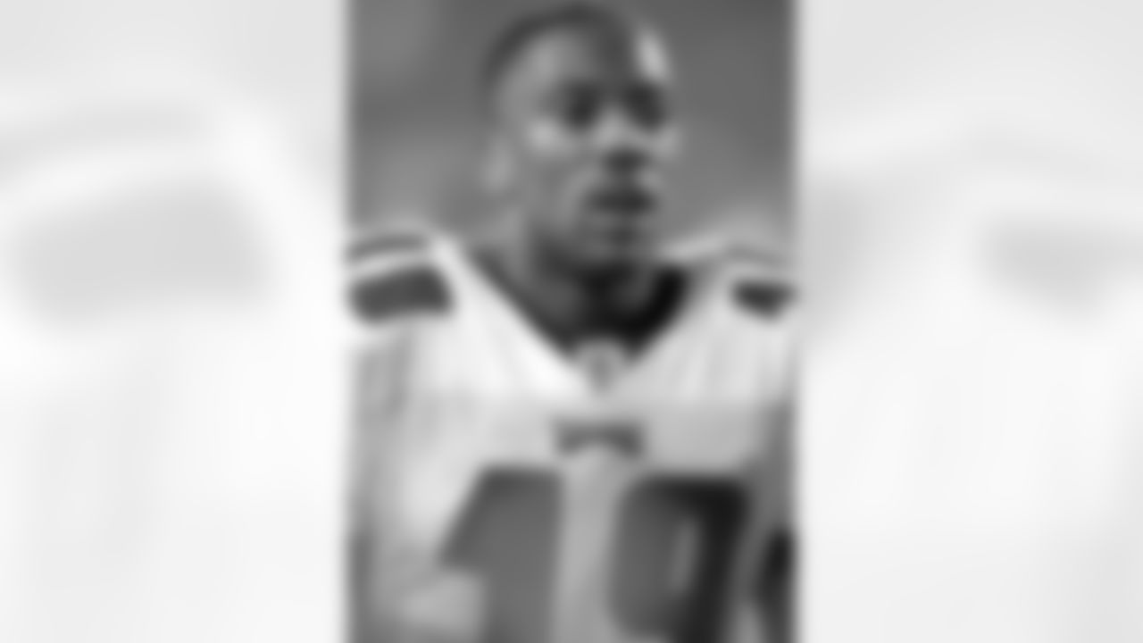 WR Greg Lewis