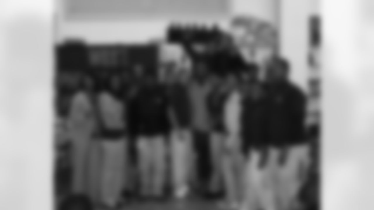 Michael Vick Visits West Philadelphia High School