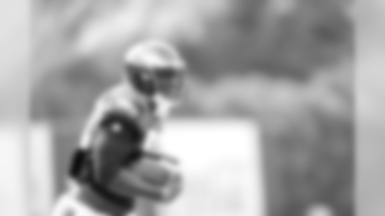 TE Anthony Denham