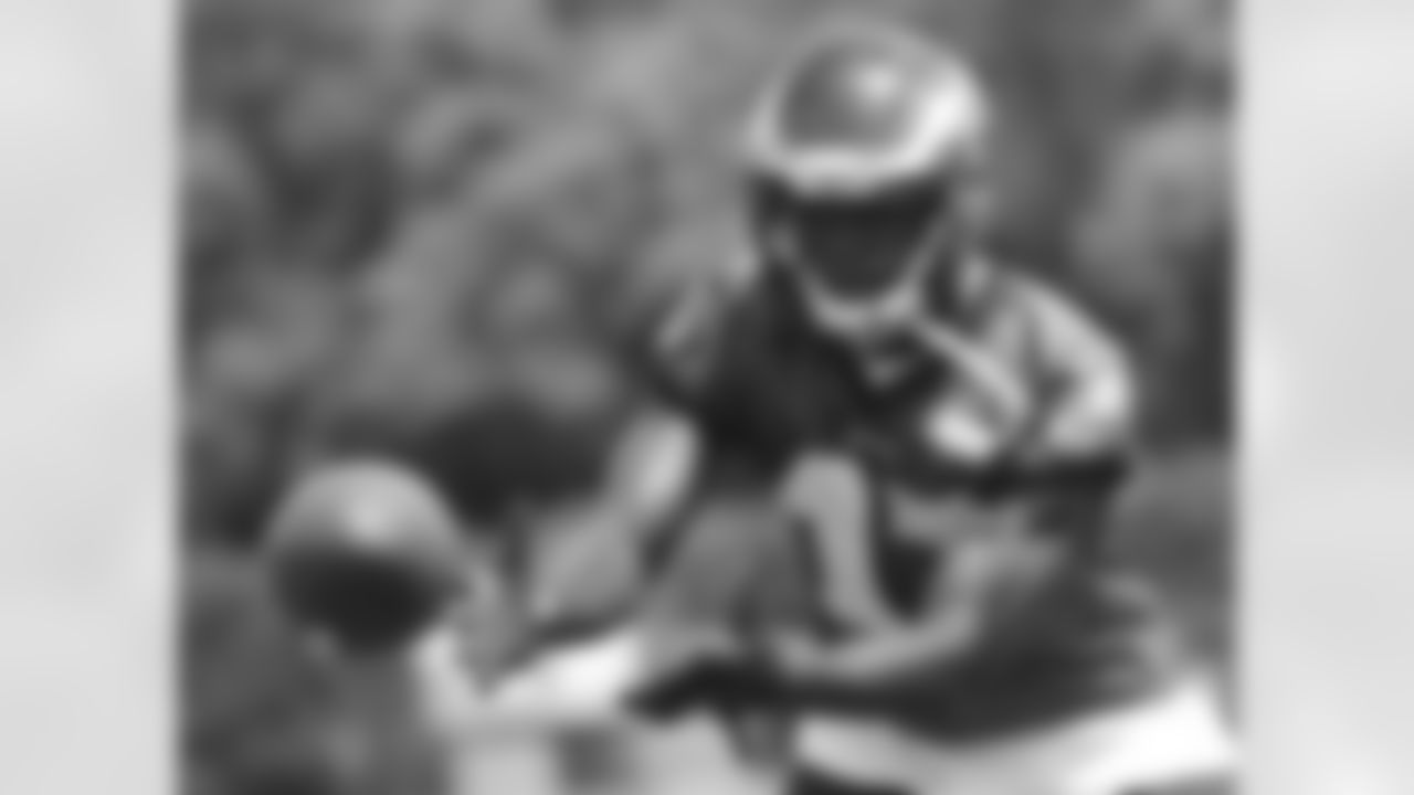 Wide receiver Nelson Agholor