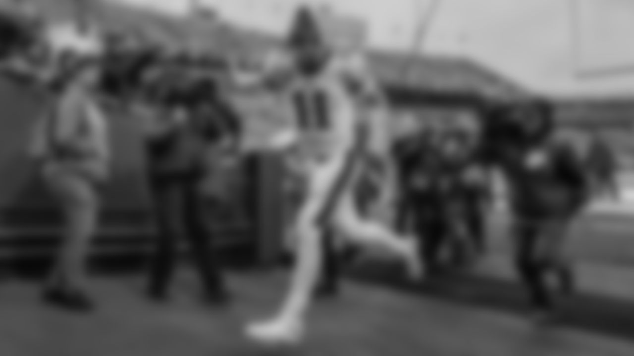 QB Carson Wentz