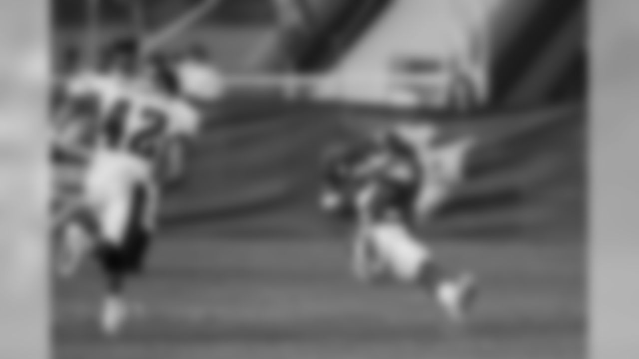 S Kurt Coleman too late to break up a deep pass