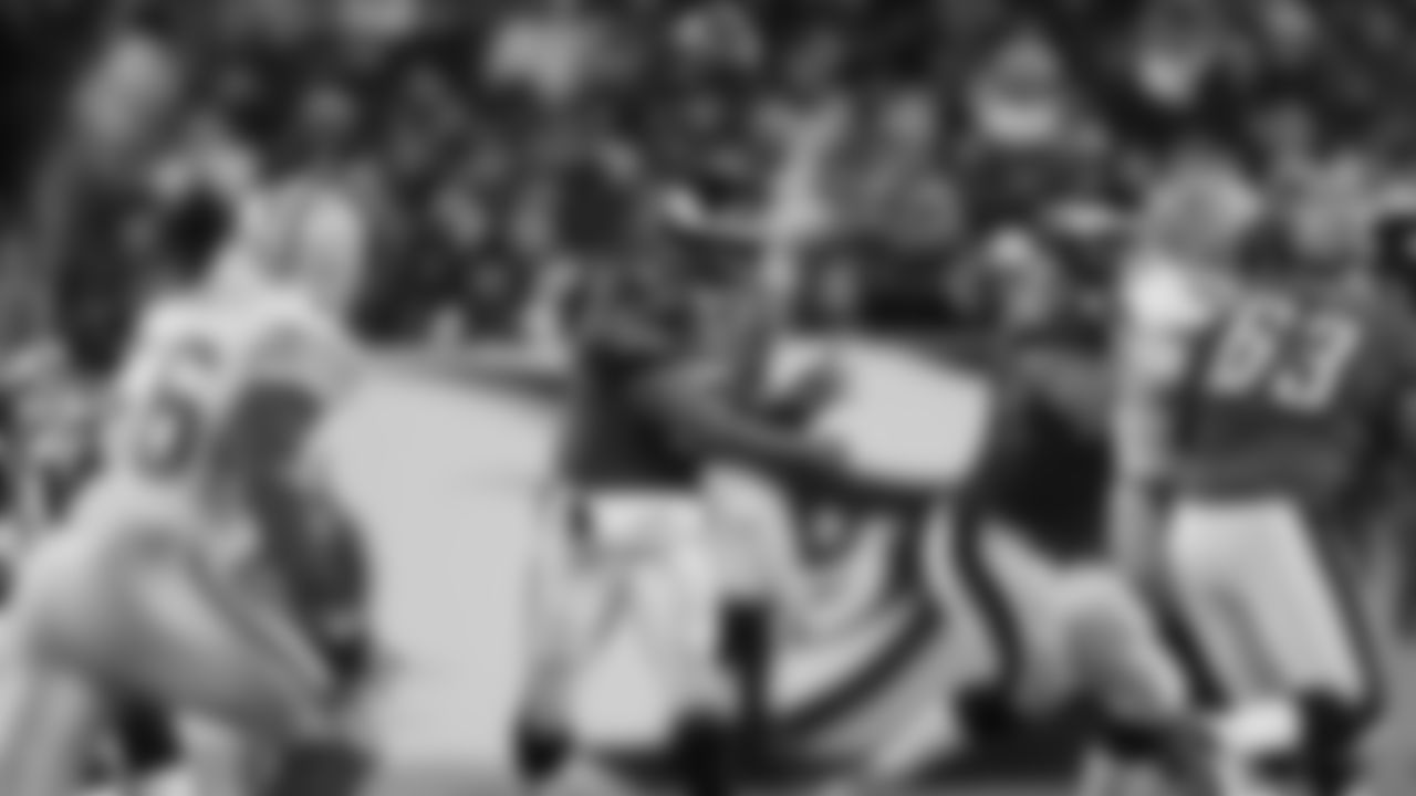 Donovan McNabb and Freddie Mitchell complete 4th-and-26 in the 2003 NFC Divisional Round Vs. Packers.