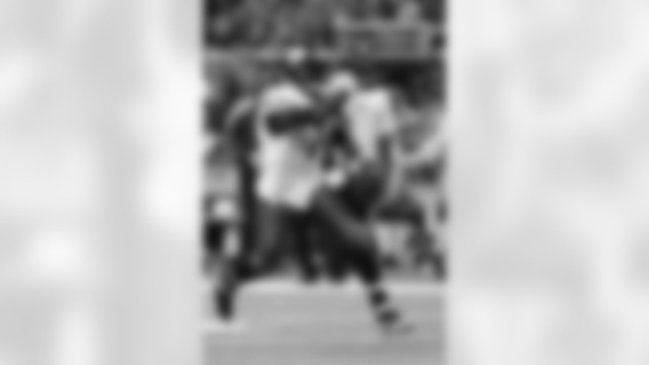 QB Michael Vick