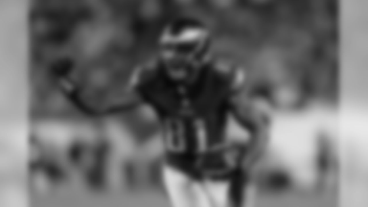 WR Jordan Matthews gaining yards for the Eagles
