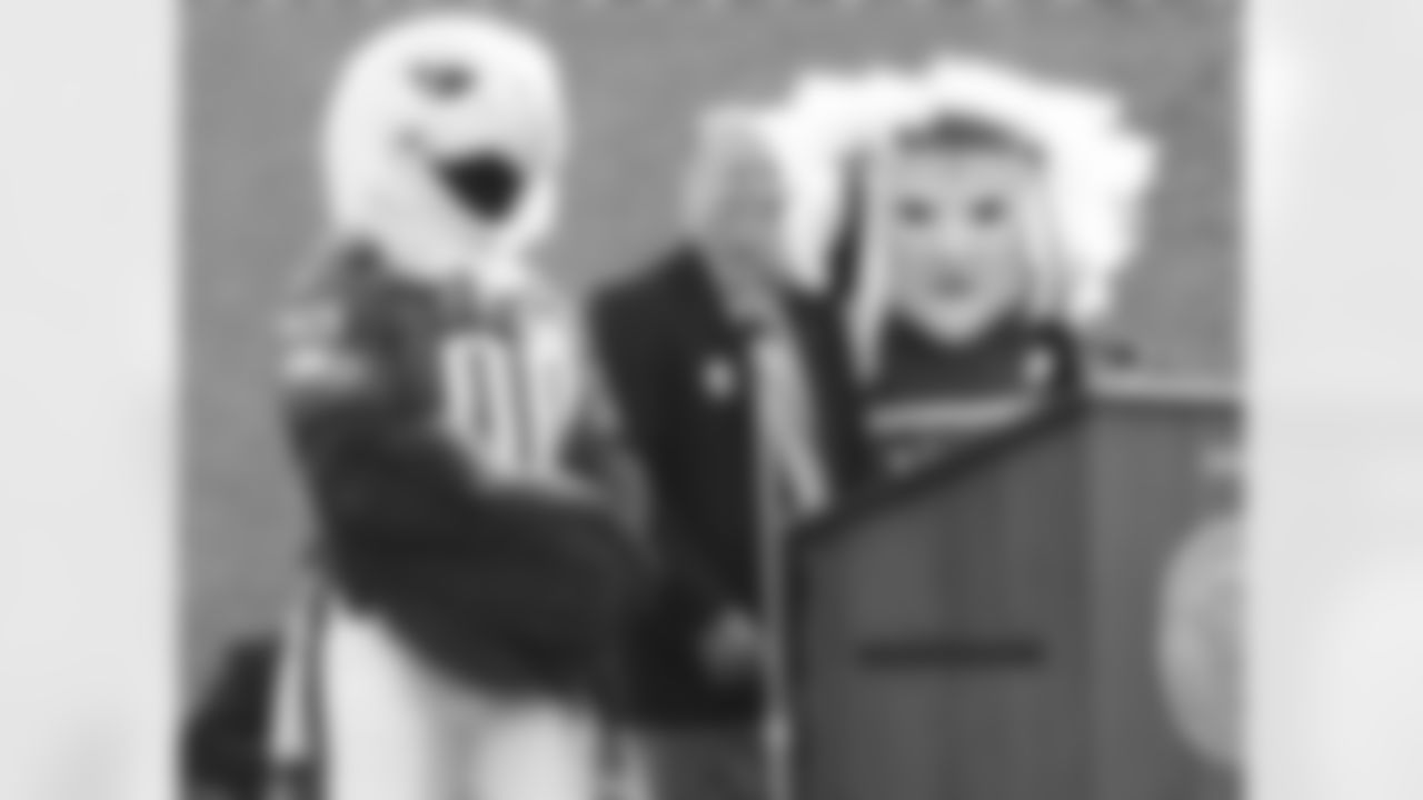 SWOOP and the Warrior join Zerbe on stage