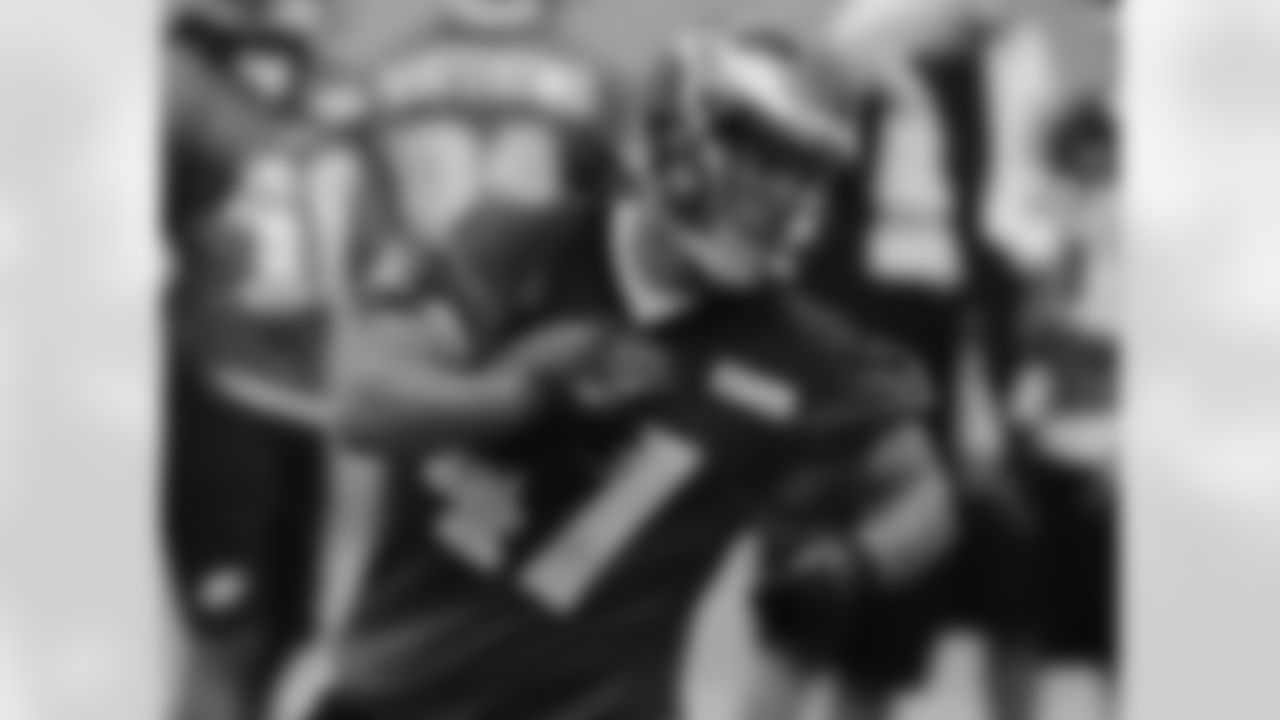TE Trey Burton