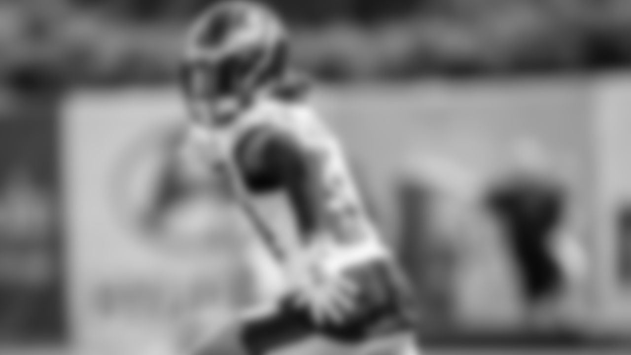 CB Cre'Von LeBlanc