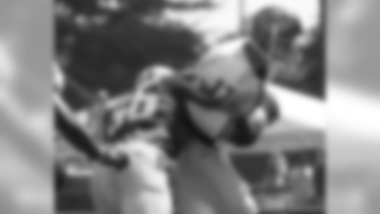 Te'o-Nesheim was a two-time second-team All-Pac-10 team member