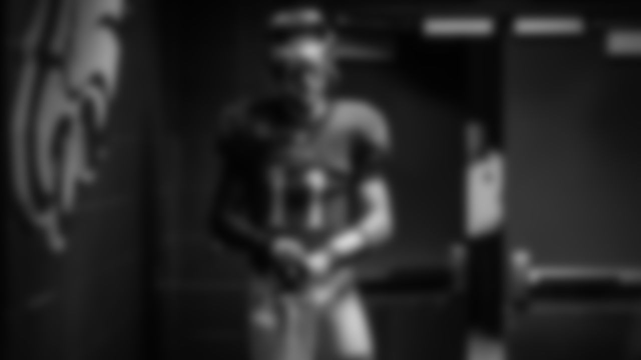 QB Carson Wentz