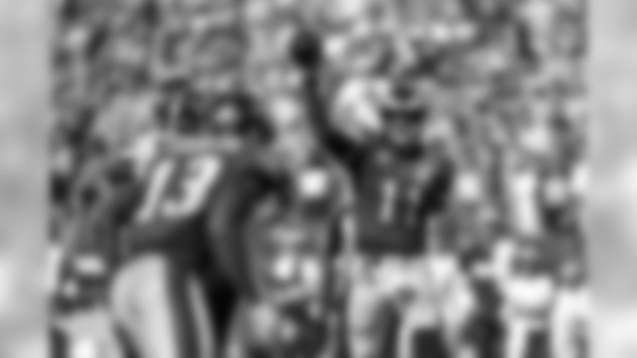 QB Carson Wentz
Philadelphia Eagles vs. Tennessee Titans at Nissan Stadium on September 30, 2018