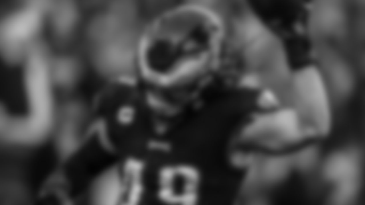 LB Alex Singleton