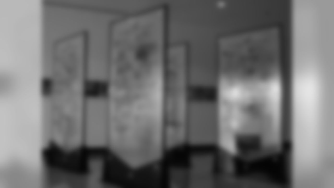Get in up-close look at the Eagles Hall of Fame Inductees