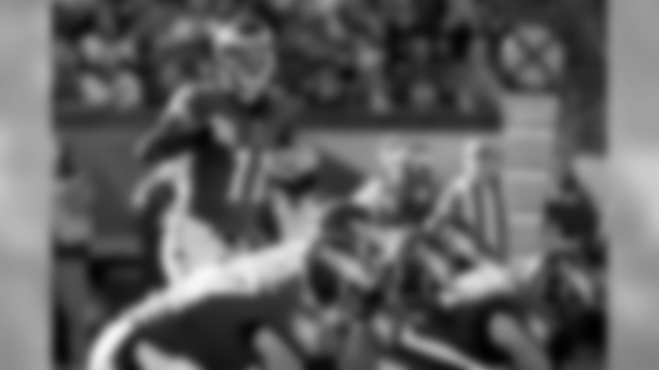 QB Carson Wentz