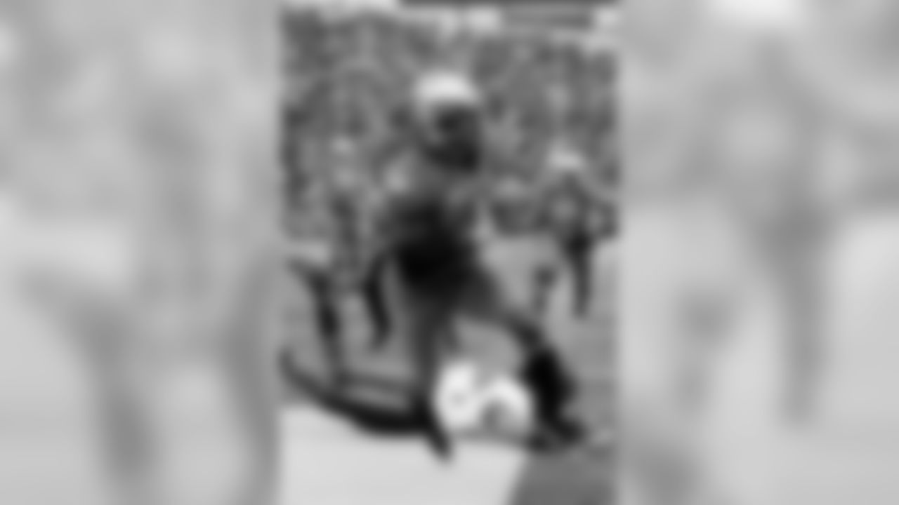 WR Josh Huff accounted for 24 receiving touchdowns and 2,633 receiving yards during his time at Oregon