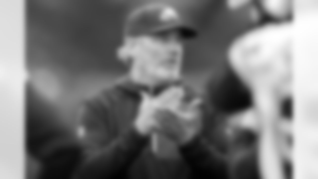 Defensive backs coach Cory Undlin