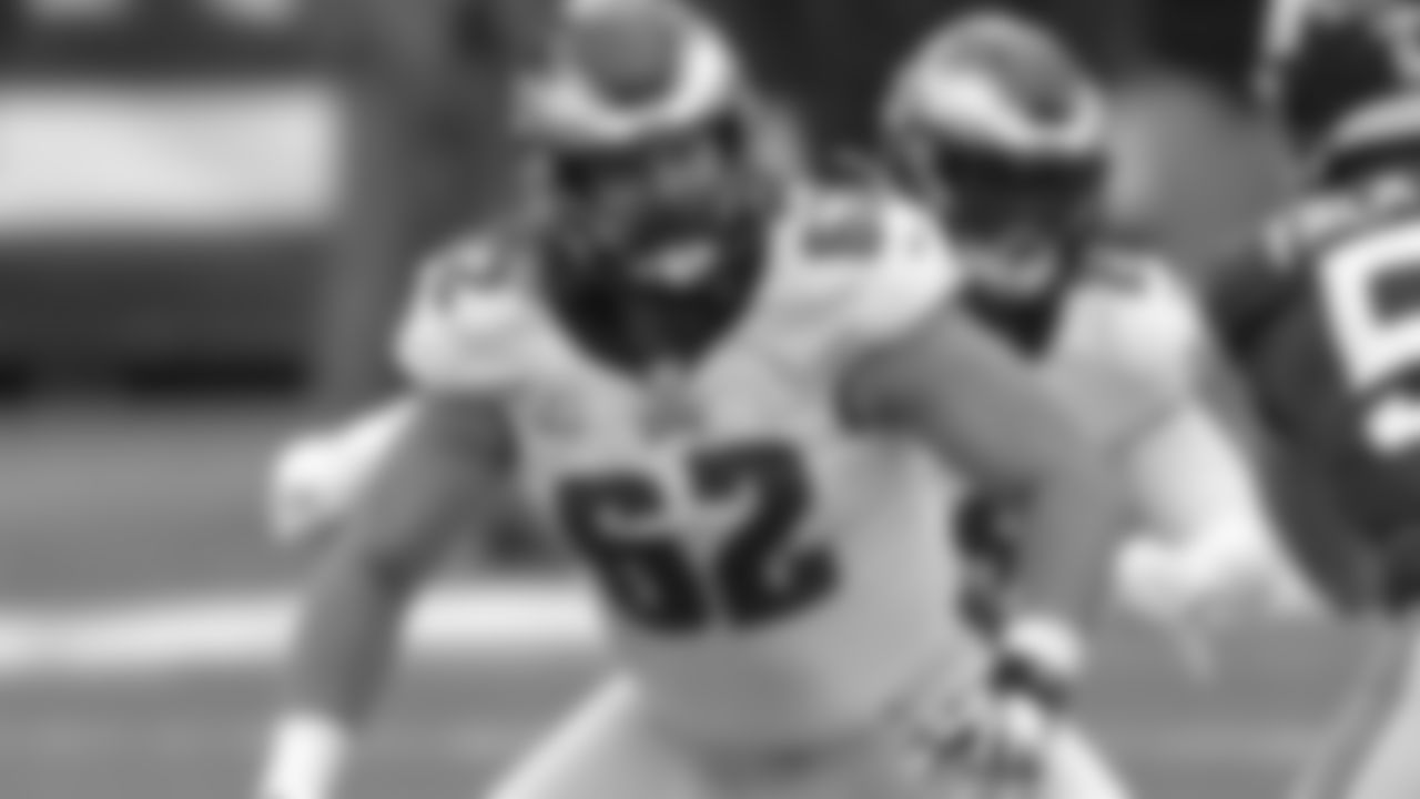 C Jason Kelce
Philadelphia Eagles vs. New York Giants at MetLife Stadium on November 15, 2020