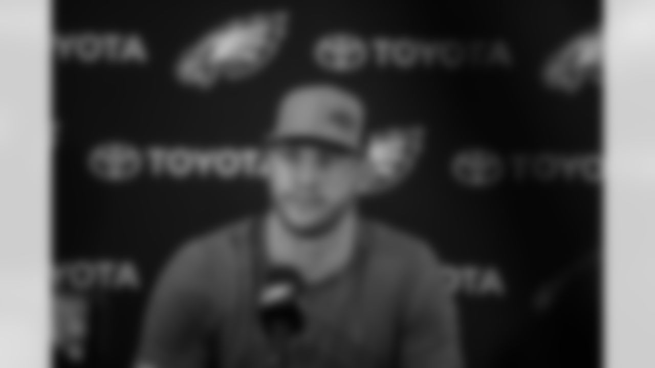 QB Carson Wentz