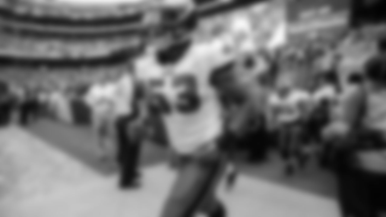 Philaddelphia Eagles linebacker Najee Goode leaves the tunnel to play his first career NFL game in Washington.