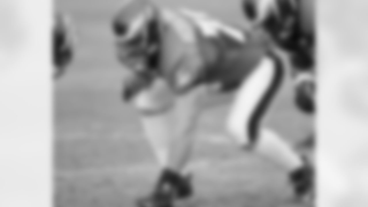 G Todd Herremans did some work in 9-on-7 drills Monday