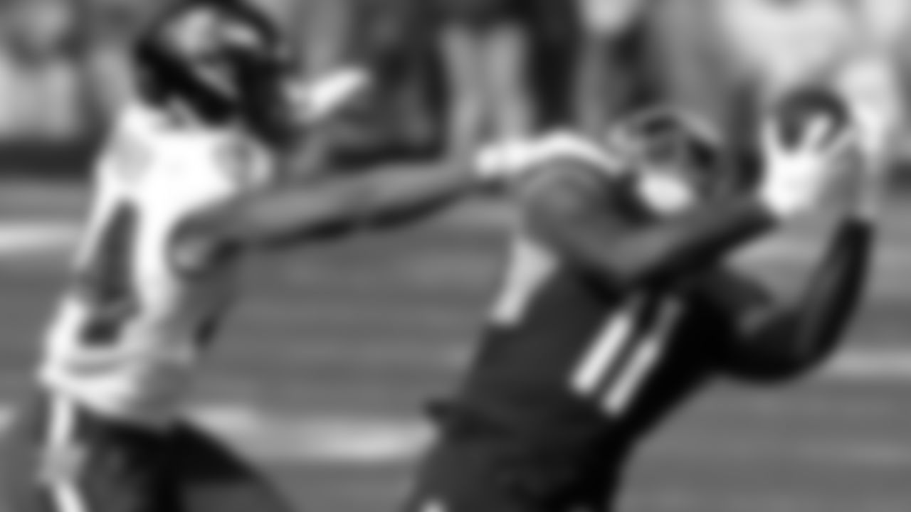 In the Titans' Divisional Playoff Round game against the eventual AFC Champion Bengals, Brown totaled 142 yards and a touchdown on five receptions.