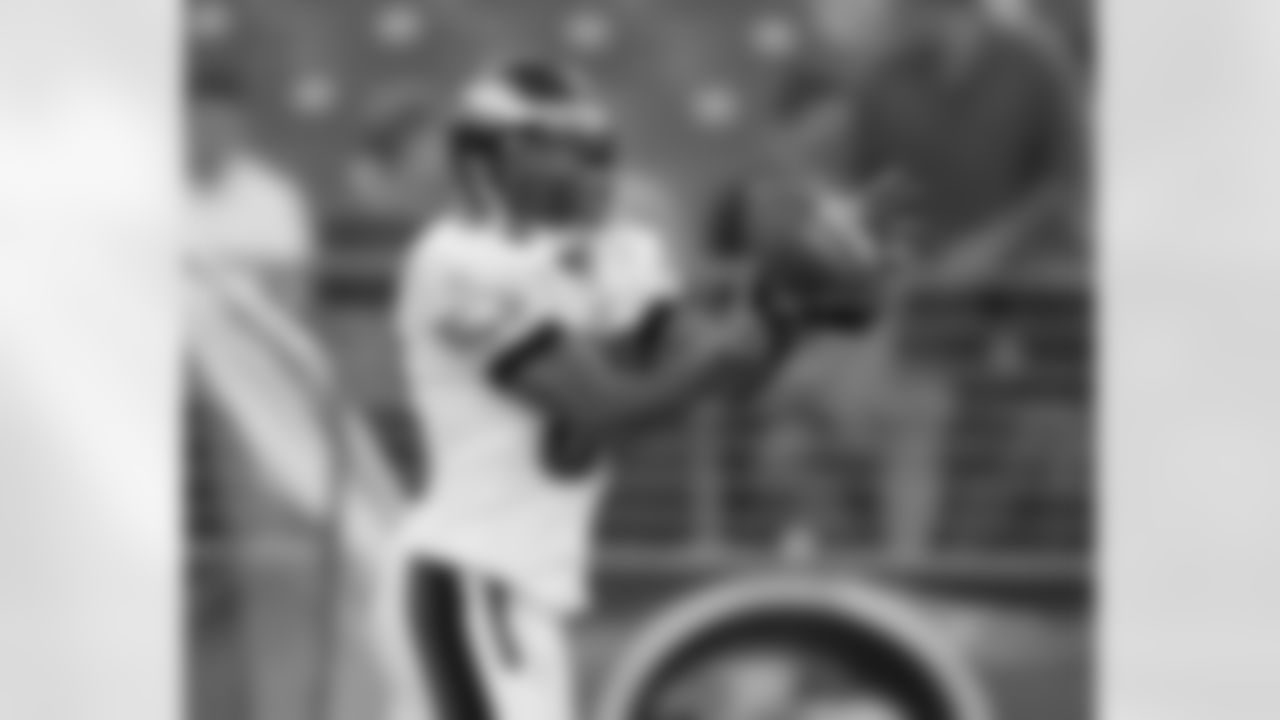 WR Greg Lewis