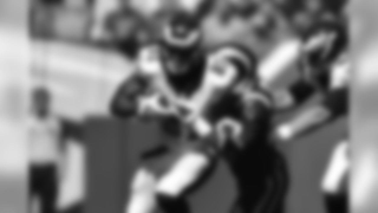 WR Jordan Matthews fighting through tackles