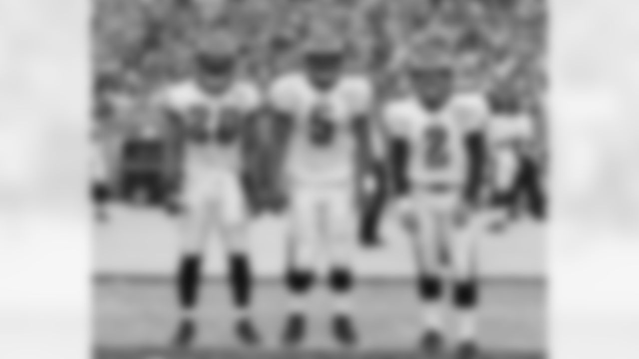 Captains for the Packers game on Sept. 9: Brian Dawkins, Donovan McNabb and David Akers