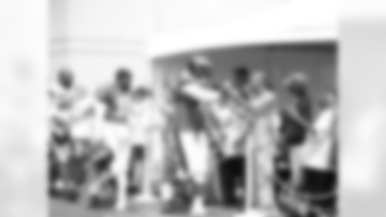 LT Jason Peters shows some Brotherly Love to attendees from Access Sports