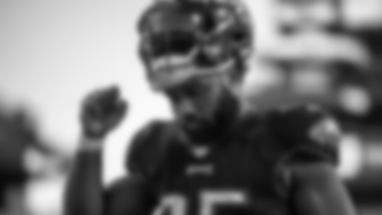 RB Boston Scott