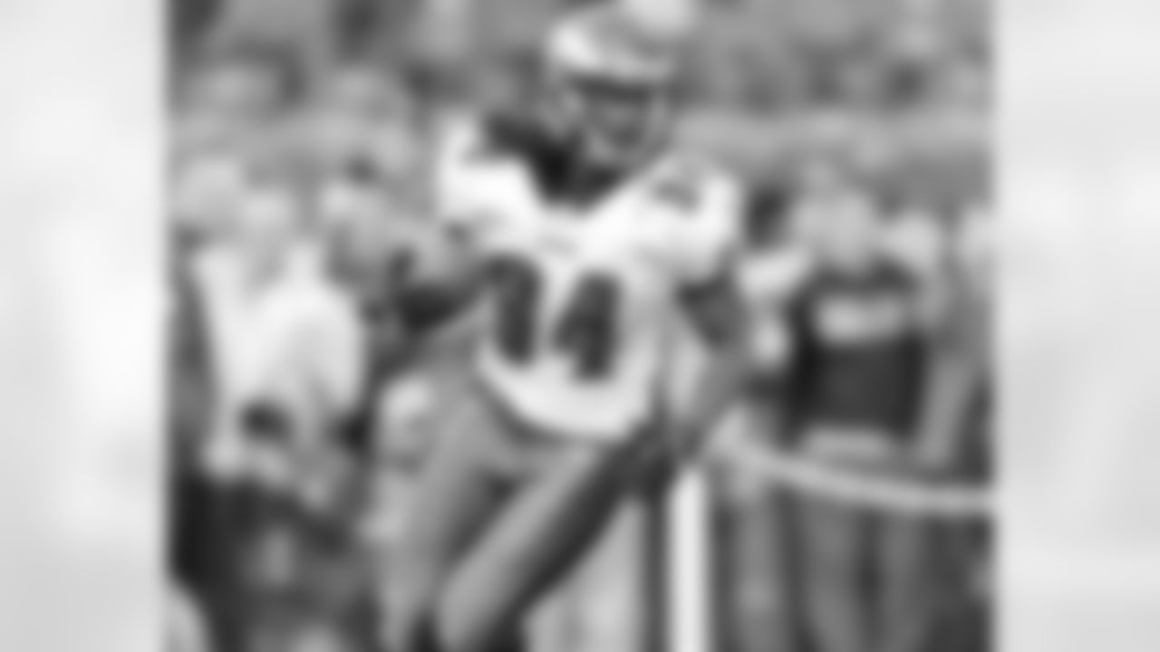 RB Eldra Buckley