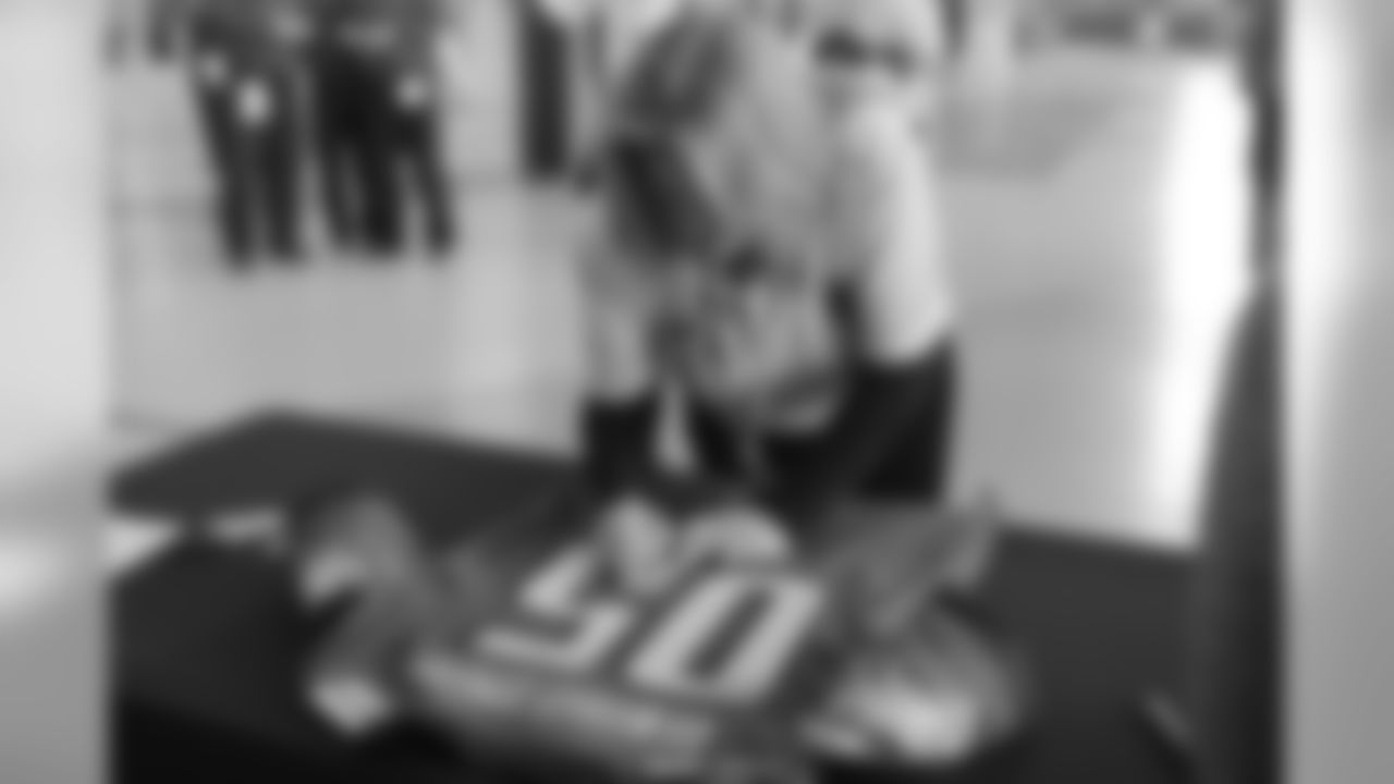 Signing the jersey