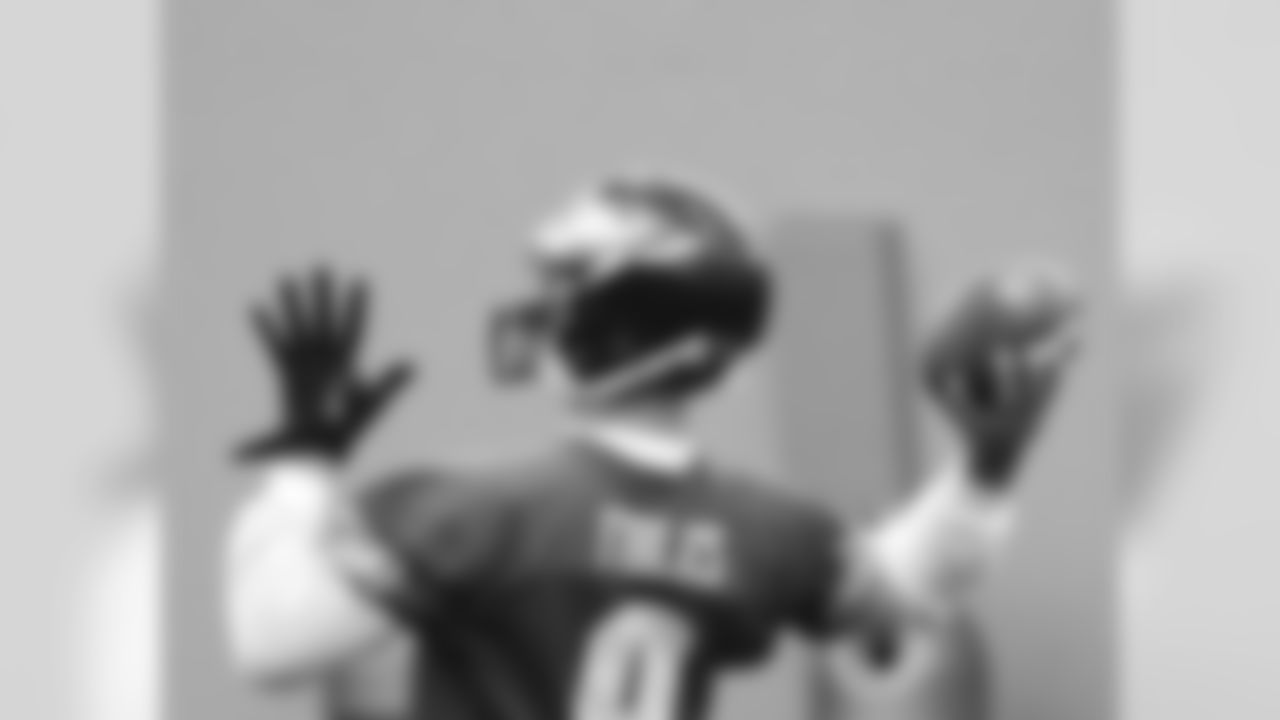 QB Nick Foles