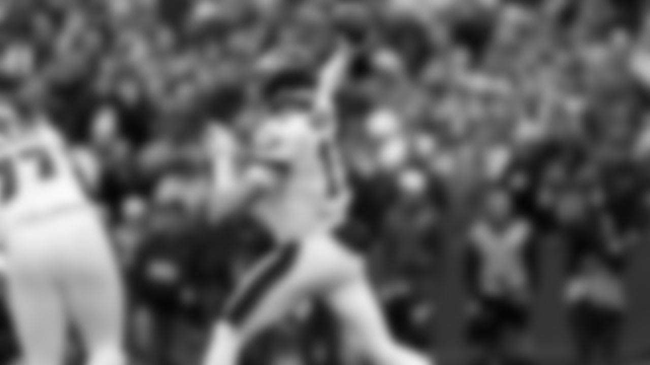 QB Carson Wentz
Philadelphia Eagles vs. Buffalo Bills at New Era Field on October 27, 2019