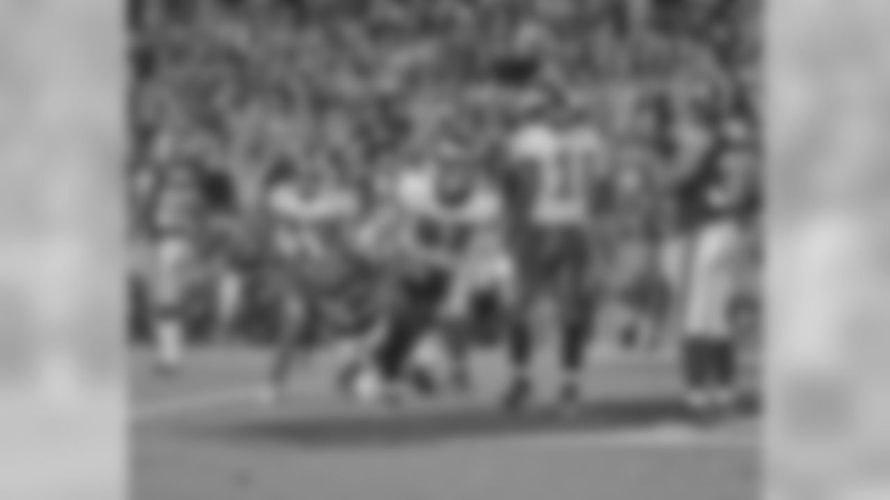 TE Brent Celek