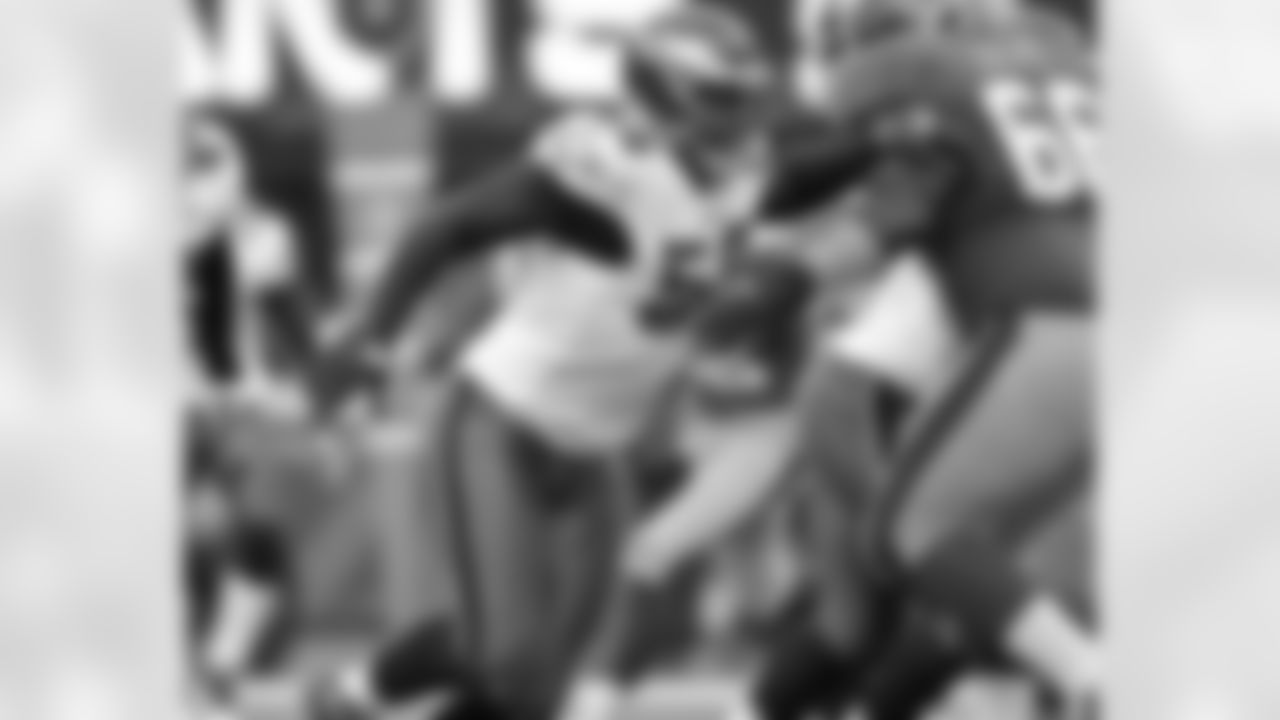DE Trent Cole