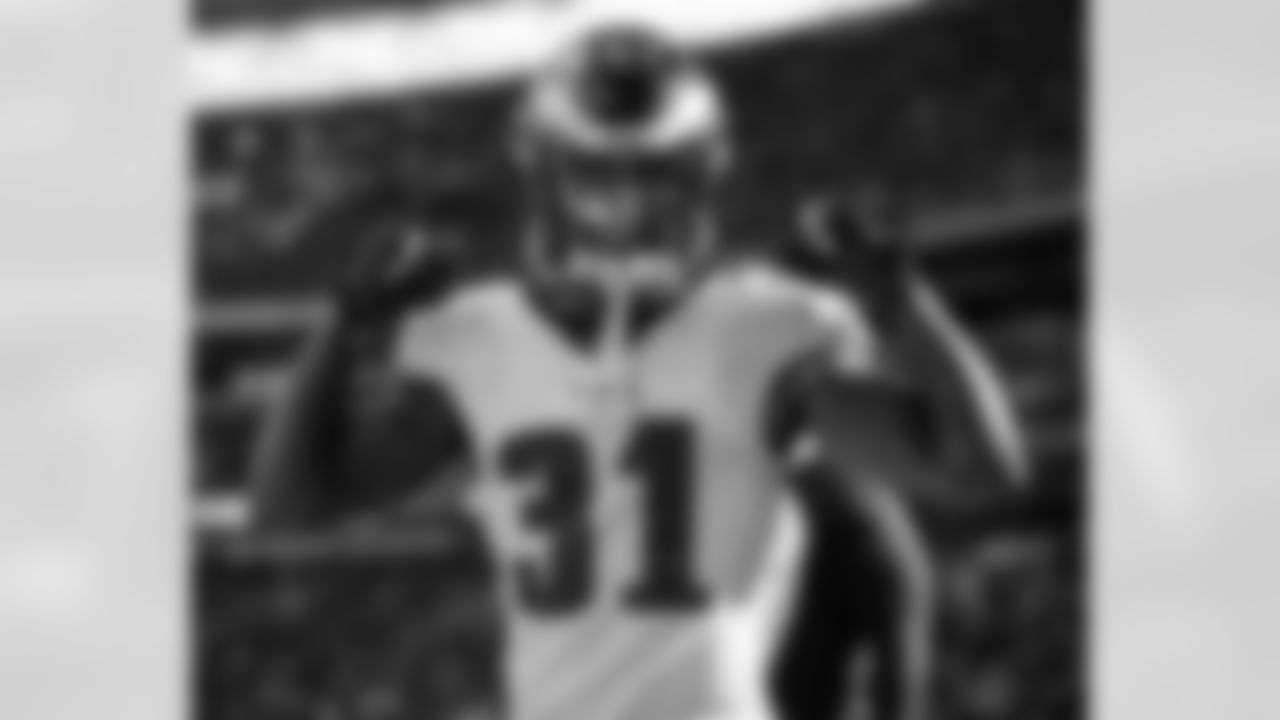 CB Jalen Mills