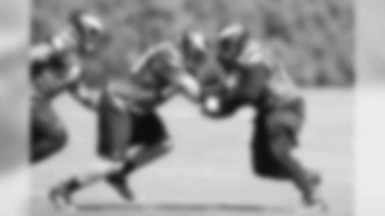 T Lane Johnson works on his drive blocking.
