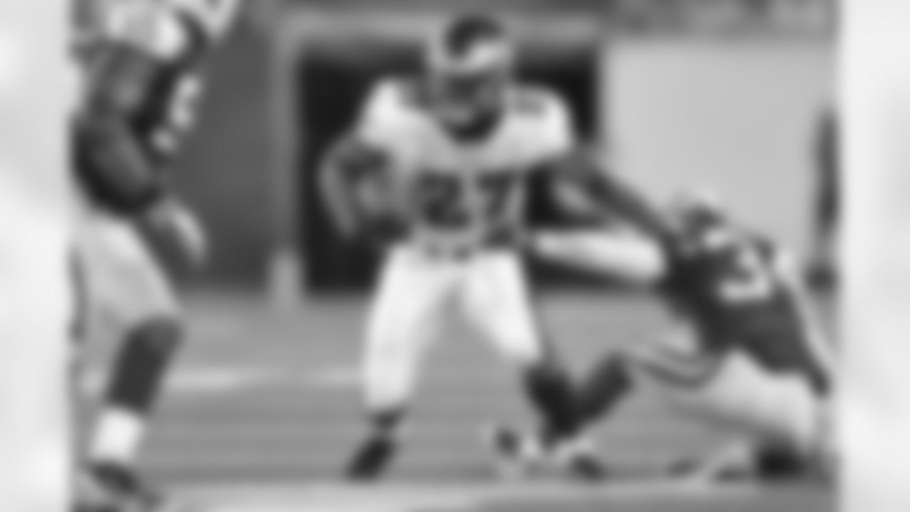 RB Dion Lewis