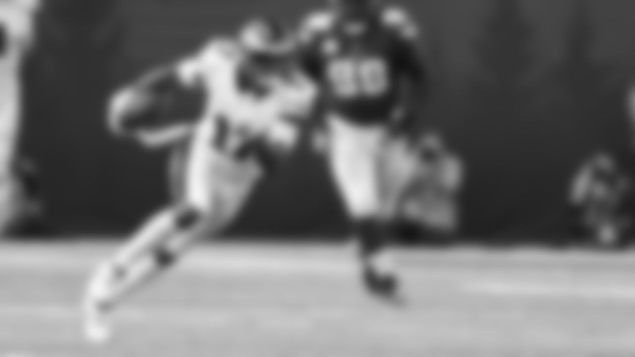 WR Alshon Jeffery turns upfield after securing a catch
