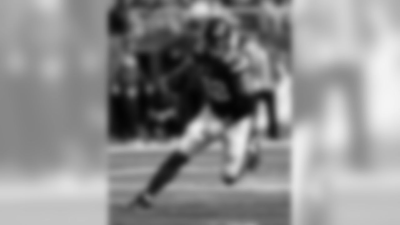 TE Kyle Rudolph is a six-year NFL veteran who has 2,017 yards on his career, along with 25 touchdowns.